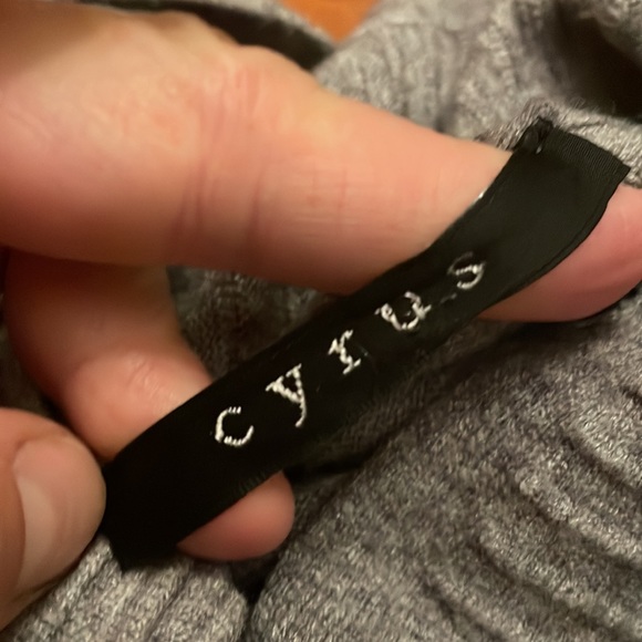 Textured sweater - Picture 3 of 5